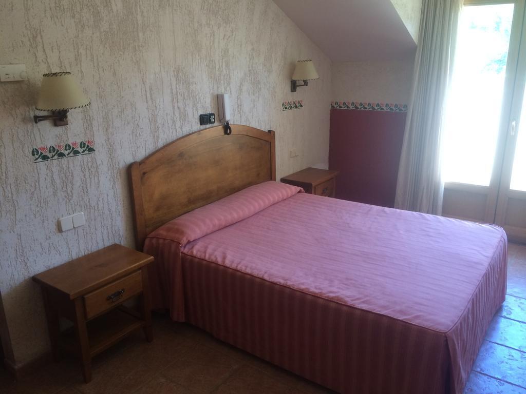 Hotel La Mesta Prádena Pokój zdjęcie